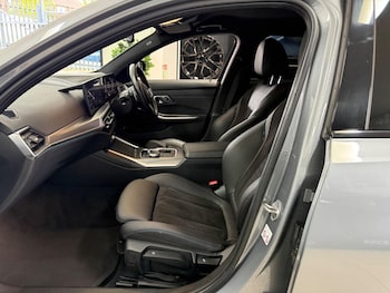 Used BMW 3 Series 2023 for sale - 78931232: Photo