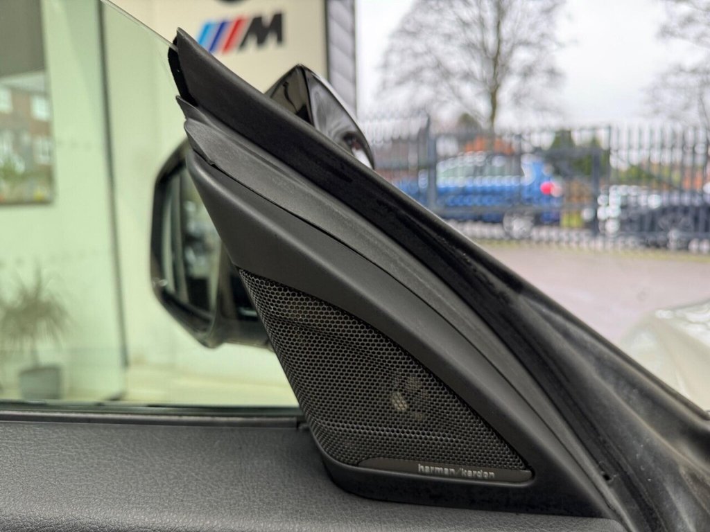 Used BMW 3 Series 2017 for sale - 77341786: Photo 39