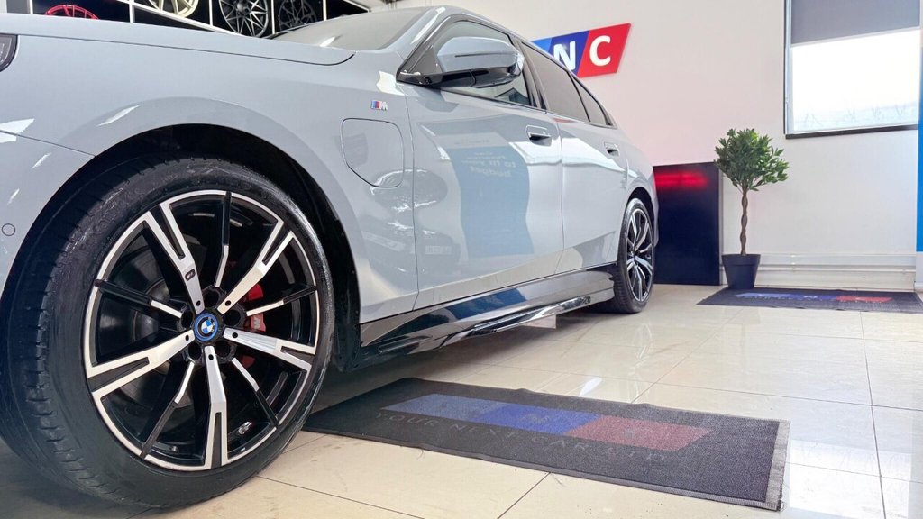 Used BMW 5 Series 2024 for sale - 77920592: Photo 14