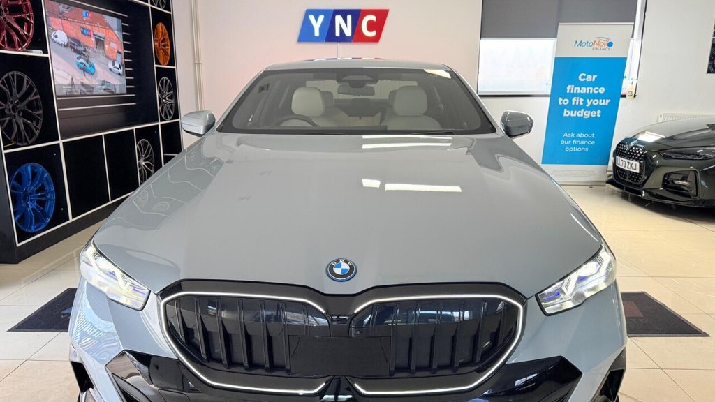 Used BMW 5 Series 2024 for sale - 77920592: Photo 2