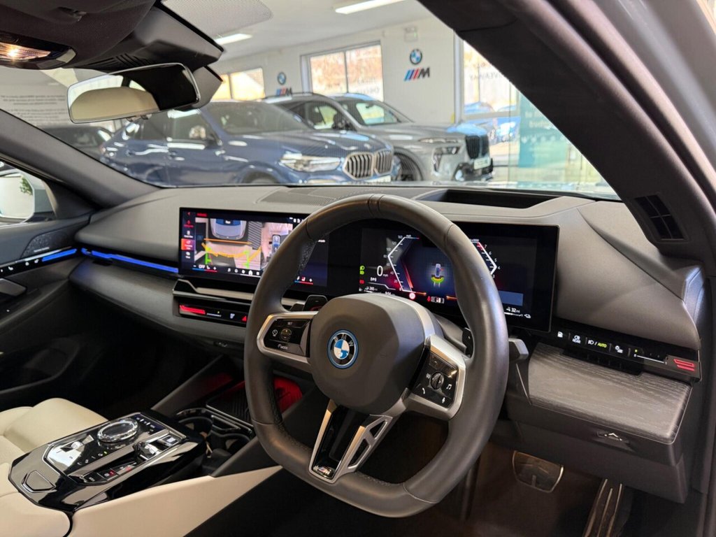Used BMW 5 Series 2024 for sale - 77920592: Photo 40