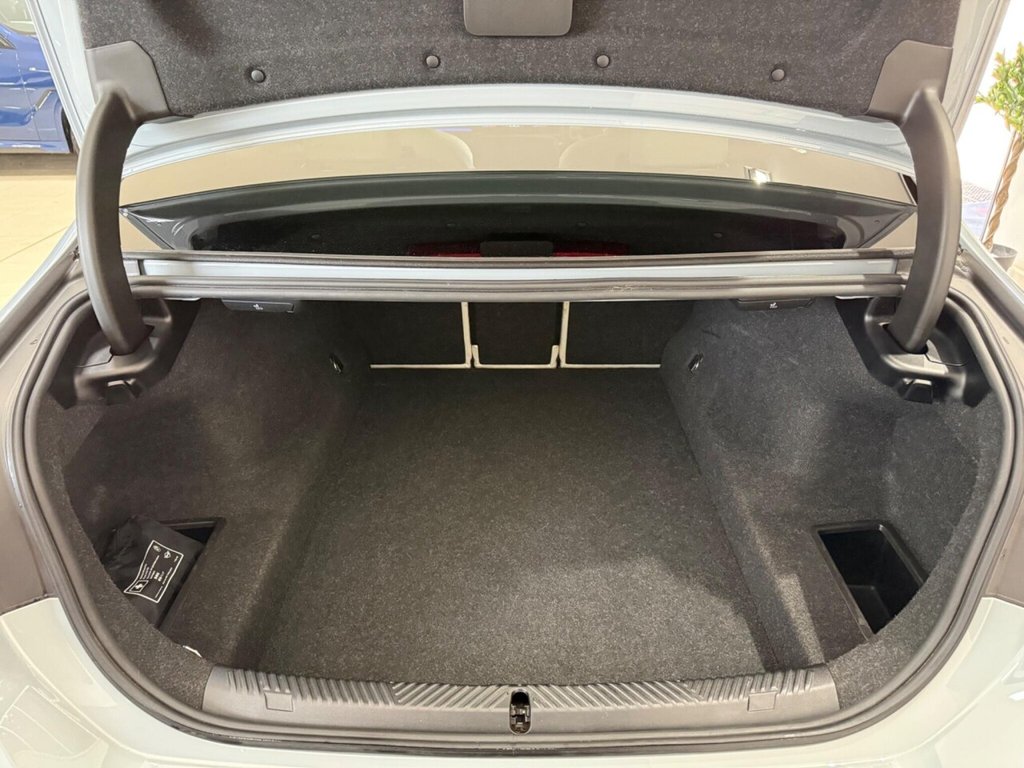 Used BMW 5 Series 2024 for sale - 77920592: Photo 43