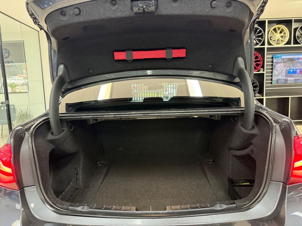 Used BMW 3 Series 2017 for sale - 77172298: Photo 26