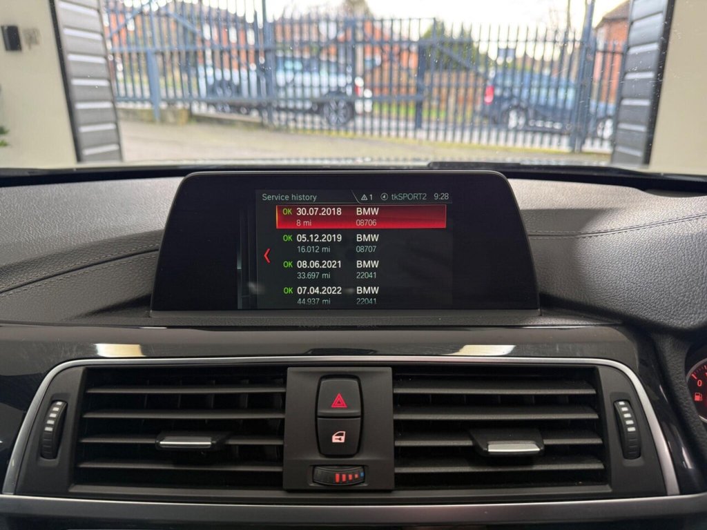 Used BMW 3 Series 2018 for sale - 77642814: Photo 15