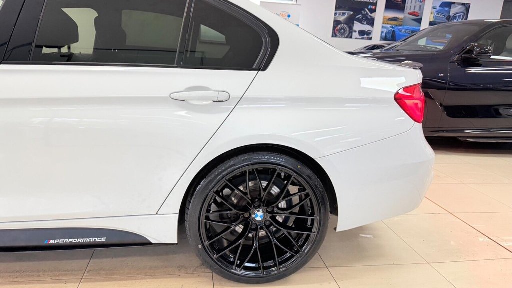 Used BMW 3 Series 2018 for sale - 77642814: Photo 9