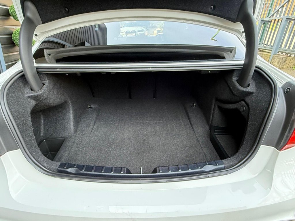 Used BMW 3 Series 2018 for sale - 77952828: Photo 15