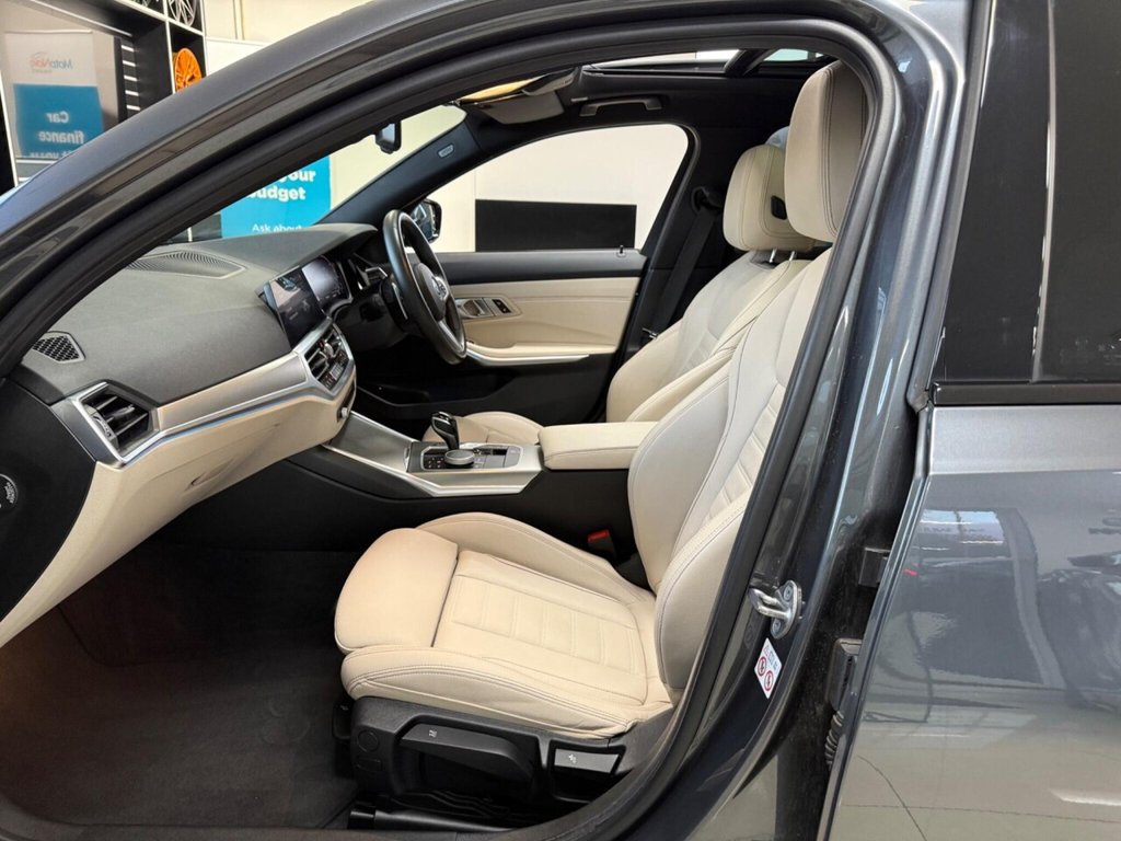 Used BMW 3 Series 2021 for sale - 76910015: Photo 36