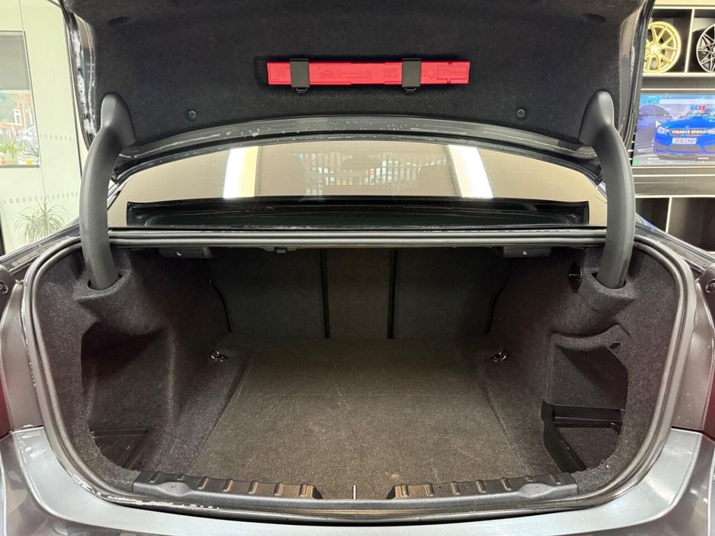 Used BMW 3 Series 2018 for sale - 77369469: Photo 27