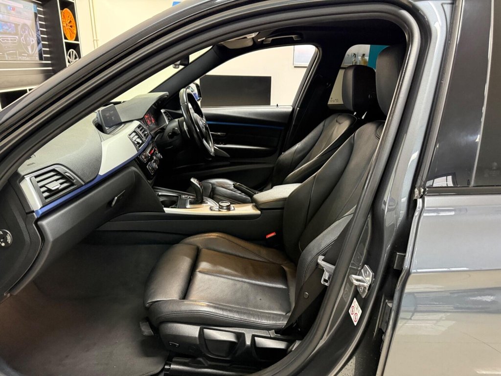 Used BMW 3 Series 2018 for sale - 77369469: Photo 31