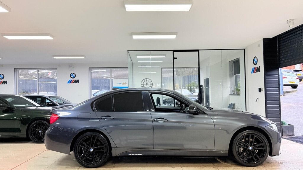 Used BMW 3 Series 2018 for sale - 77369469: Photo 36