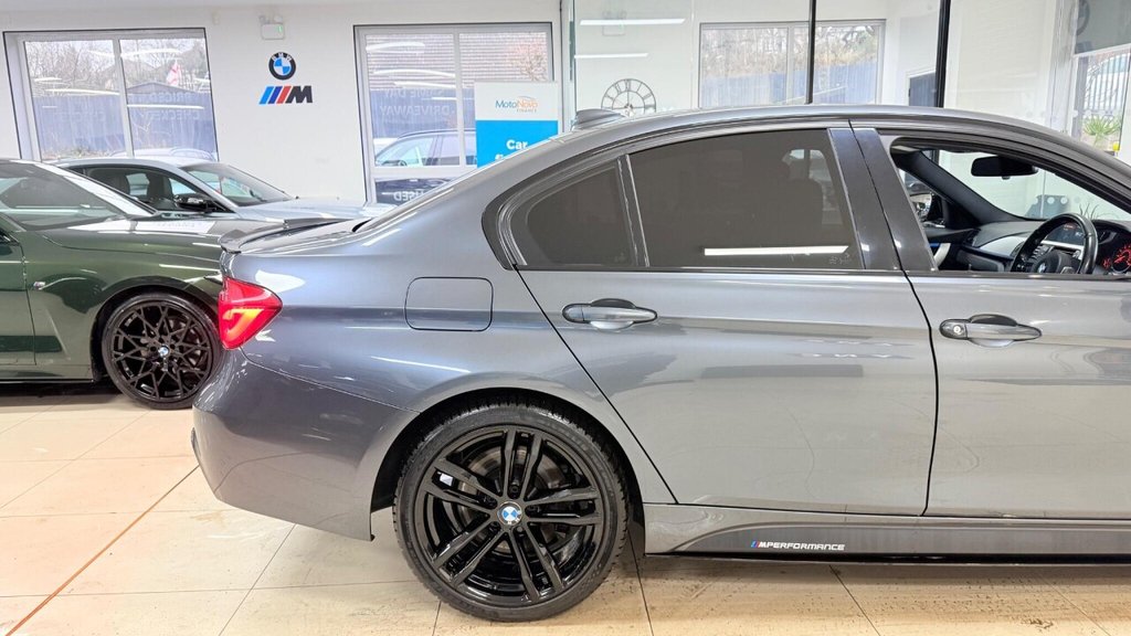 Used BMW 3 Series 2018 for sale - 77369469: Photo 37