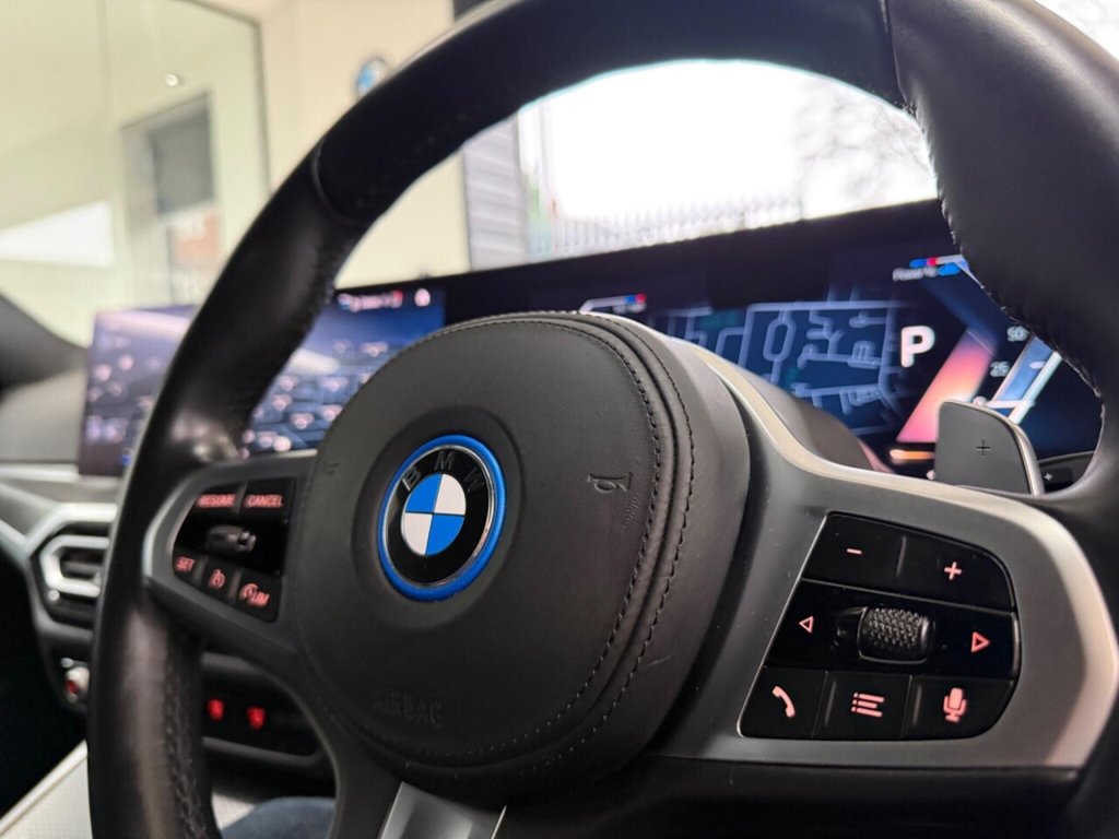 Used BMW 3 Series 2022 for sale - 77250359: Photo 22