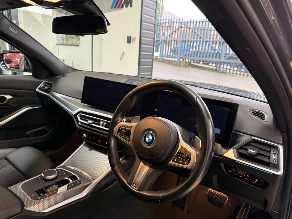 Used BMW 3 Series 2022 for sale - 77250359: Photo 27