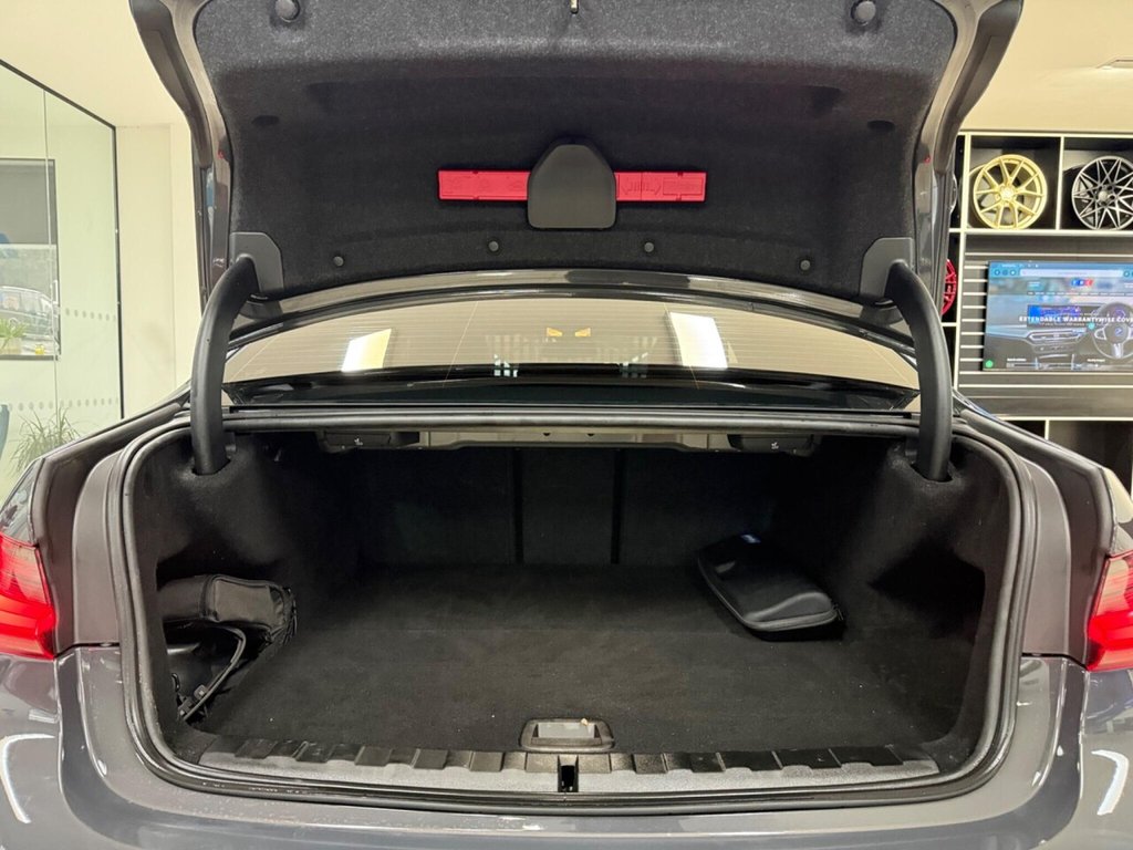 Used BMW 3 Series 2022 for sale - 77250359: Photo 29