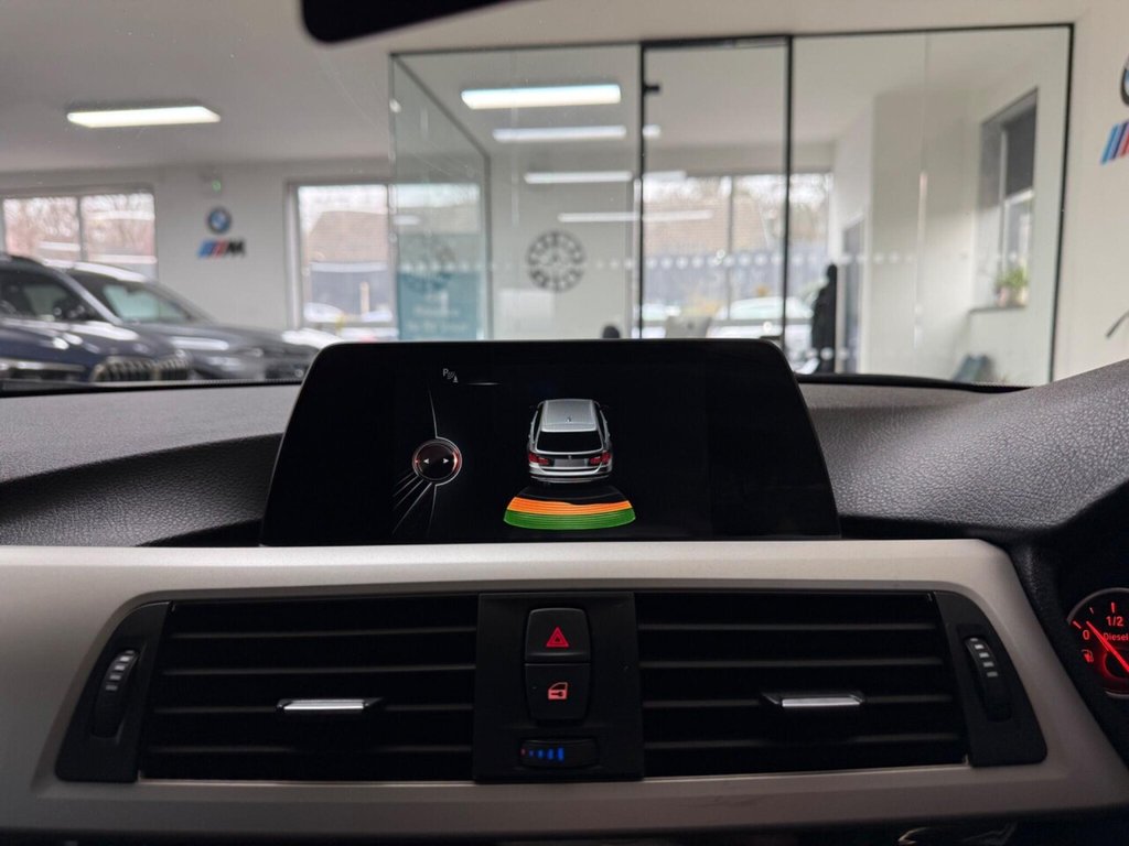 Used BMW 3 Series 2017 for sale - 77976626: Photo 17