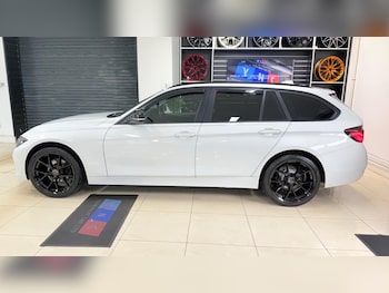 Used BMW 3 Series 2017 for sale - 77976626: Photo