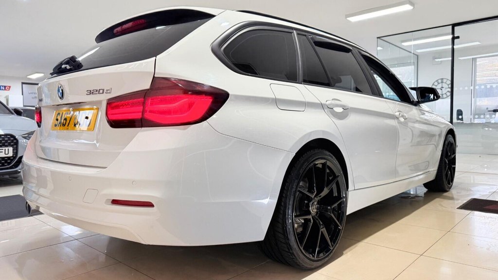 Used BMW 3 Series 2017 for sale - 77976626: Photo 8