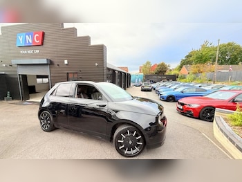 2020 (70) - 35.5kWh Advance Auto 5dr (17in Alloy)