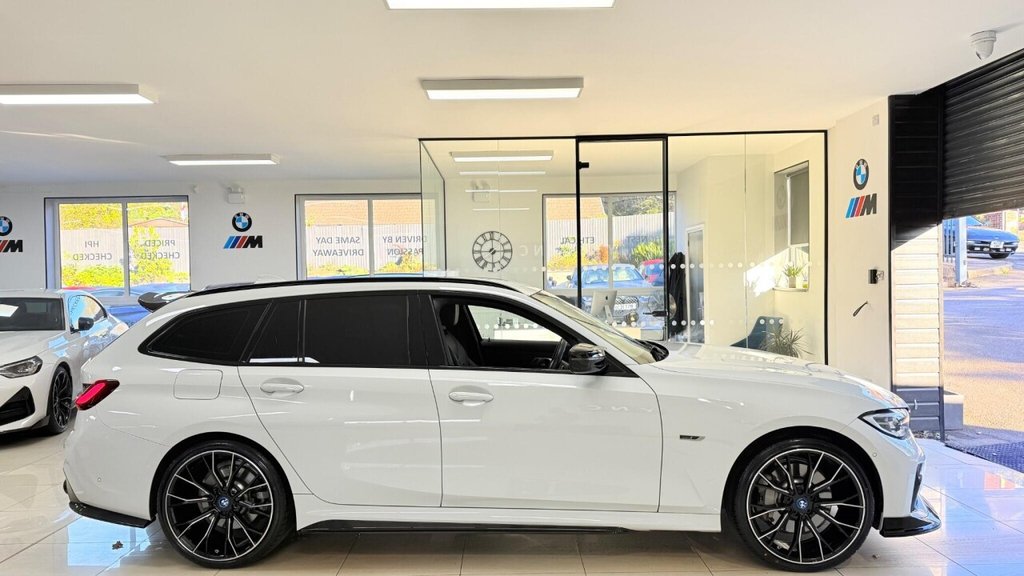 Used BMW 3 Series 2021 for sale - 76380048: Photo 41