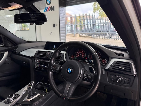 Used BMW 3 Series 2018 for sale - 76291467: Photo 24