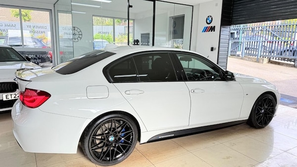 Used BMW 3 Series 2018 for sale - 76291467: Photo 34
