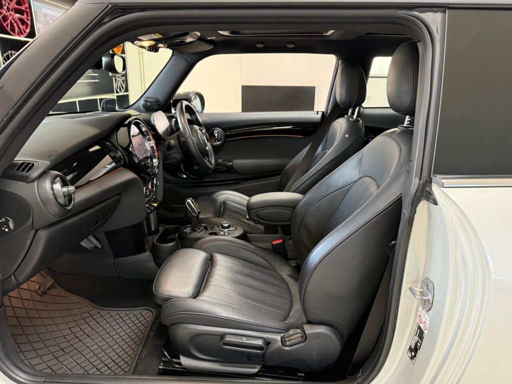 Used MINI Hatch 2021 for sale - 77356297: Photo 44