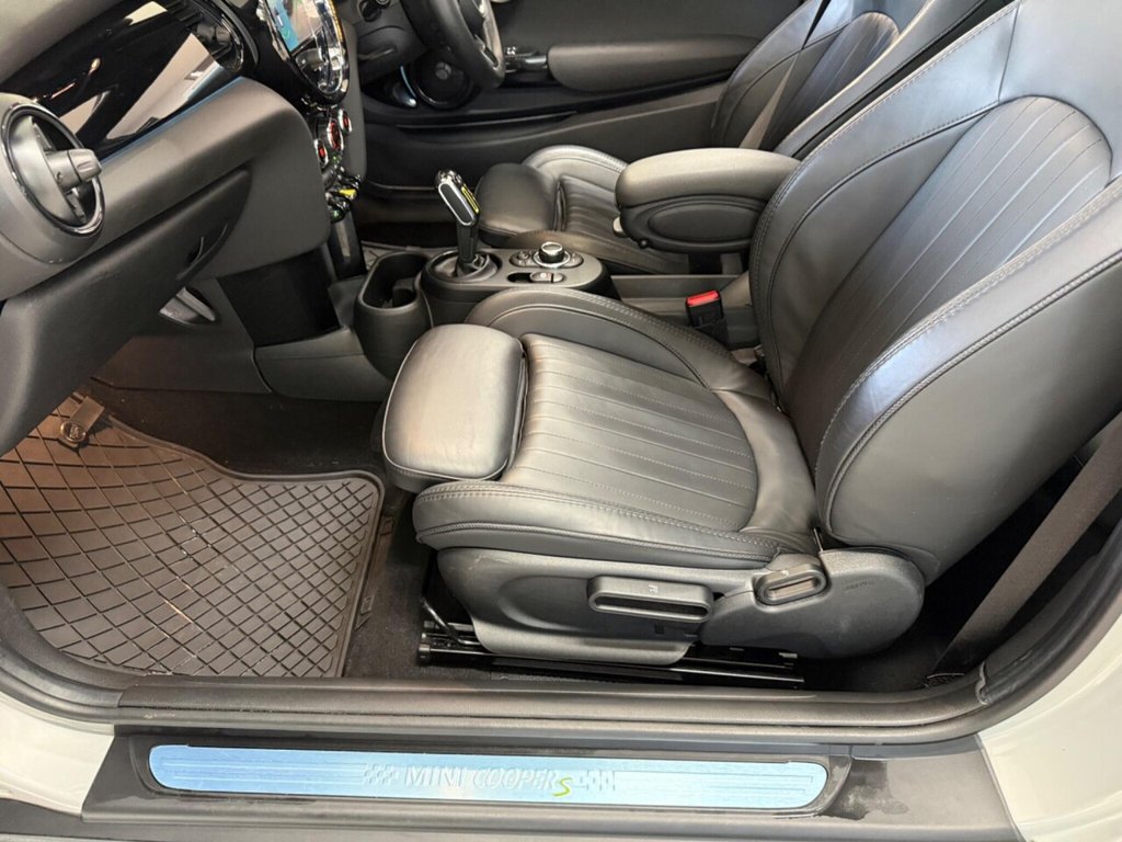 Used MINI Hatch 2021 for sale - 77356297: Photo 5