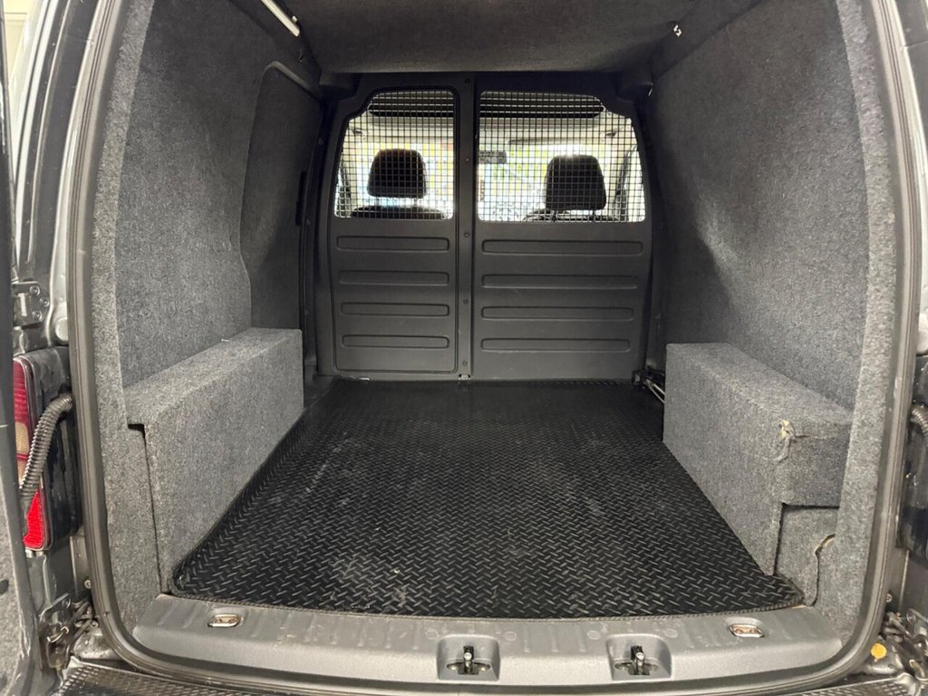 Used Volkswagen Caddy 2014 for sale - 76406925: Photo 20