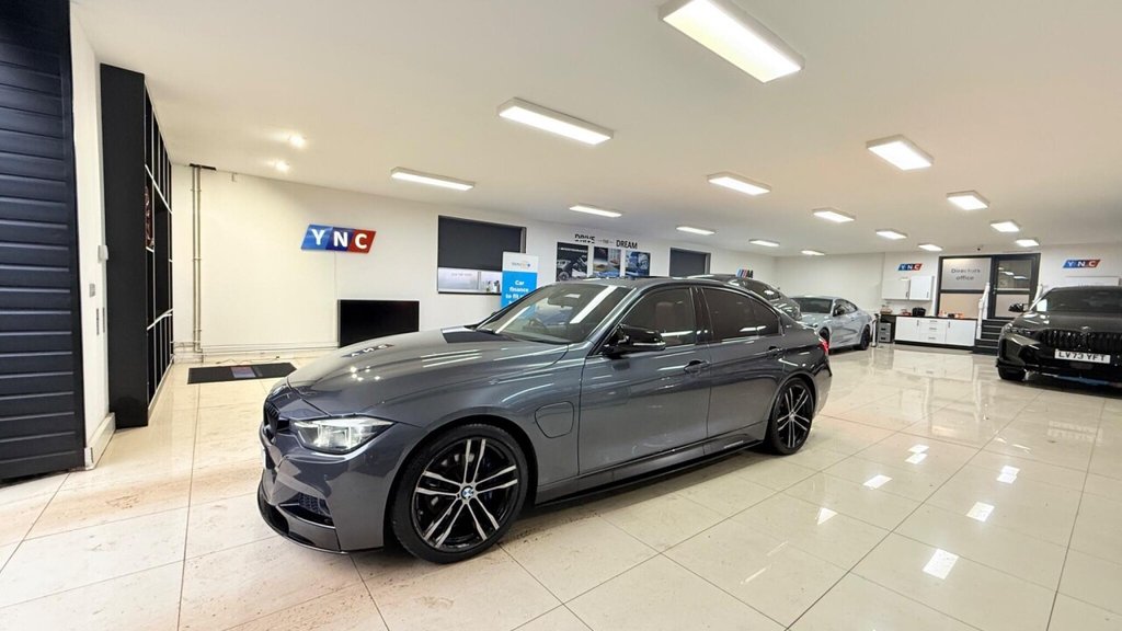Used BMW 3 Series 2018 for sale - 77408561: Photo 11