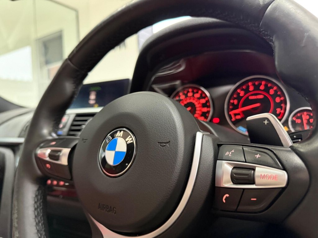 Used BMW 3 Series 2018 for sale - 77408561: Photo 32