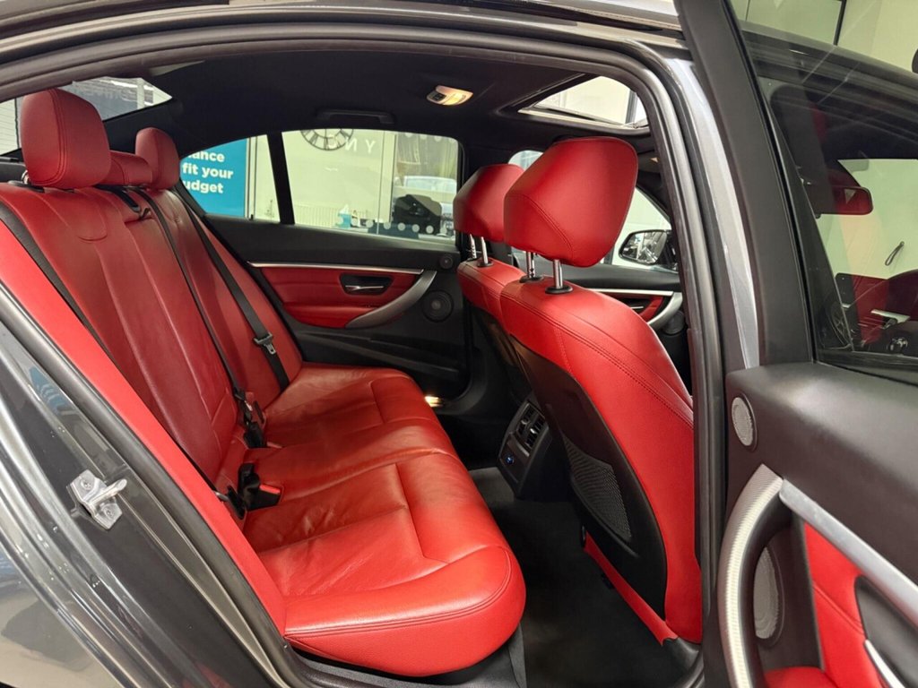 Used BMW 3 Series 2018 for sale - 77408561: Photo 36