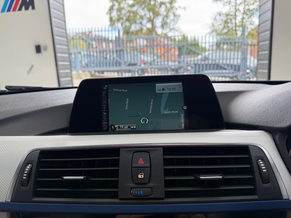 Used BMW 3 Series 2015 for sale - 76210636: Photo 24