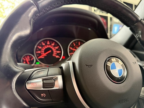 Used BMW 3 Series 2015 for sale - 76210636: Photo 27