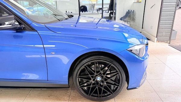 Used BMW 3 Series 2015 for sale - 76210636: Photo 42