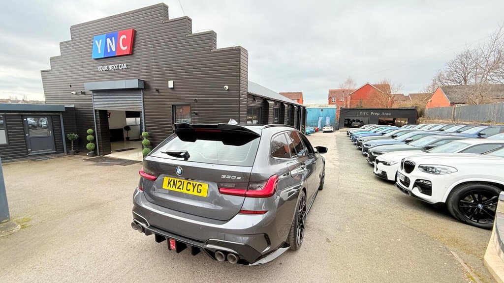 Used BMW 3 Series 2021 for sale - 77720261: Photo 2