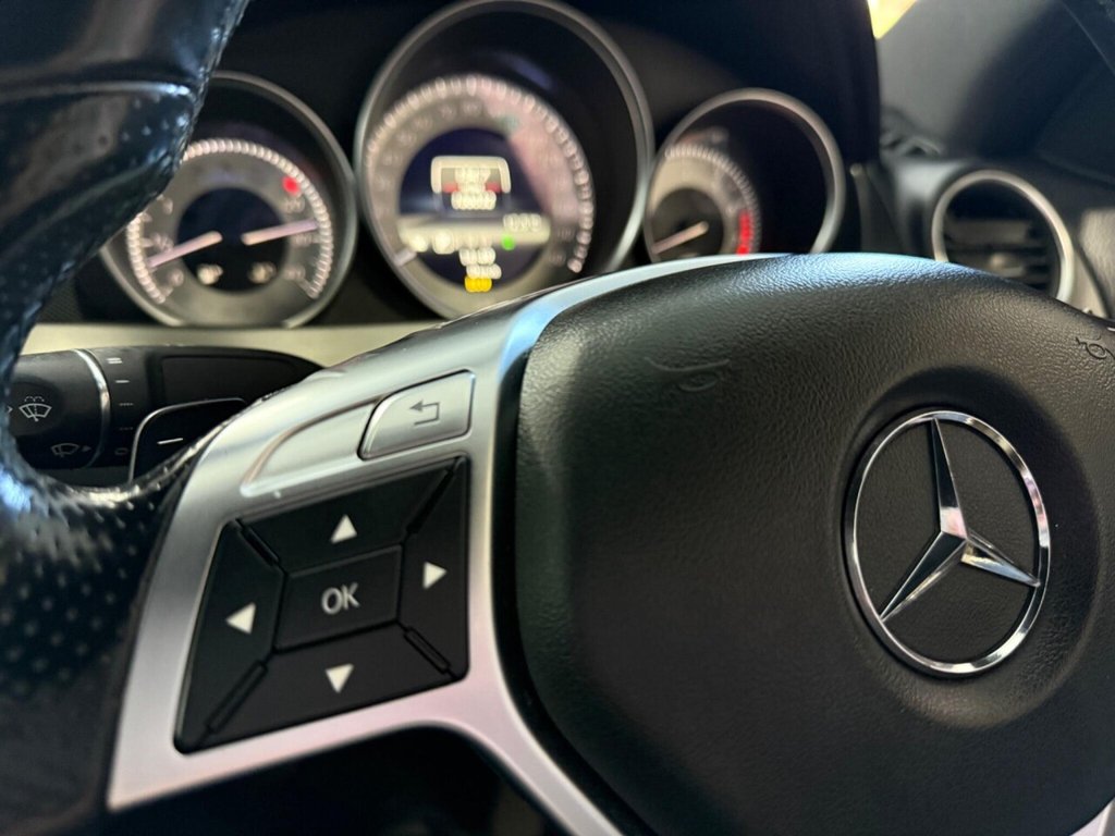 Used Mercedes-Benz C Class 2012 for sale - 77836091: Photo 14