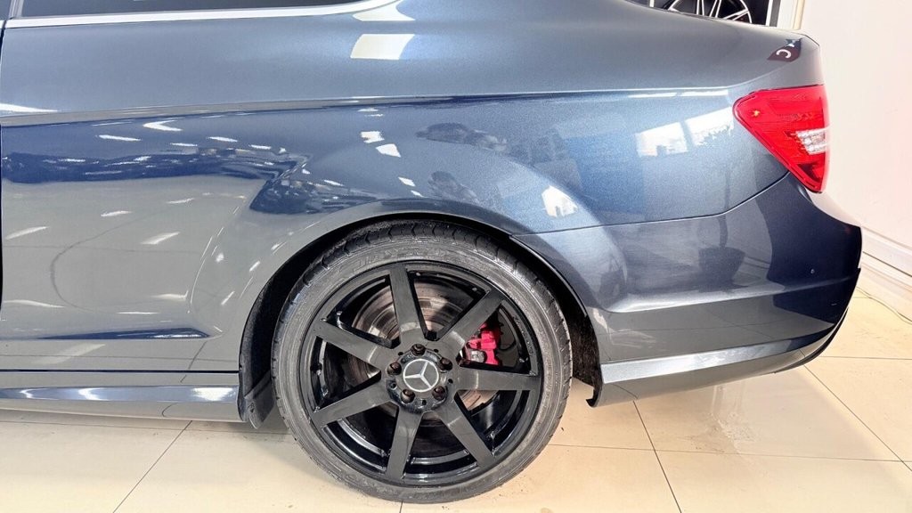 Used Mercedes-Benz C Class 2012 for sale - 77836091: Photo 23