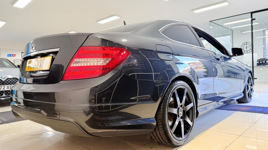 Used Mercedes-Benz C Class 2012 for sale - 77836091: Photo 25
