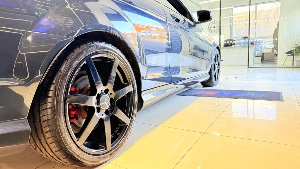 Used Mercedes-Benz C Class 2012 for sale - 77836091: Photo 6