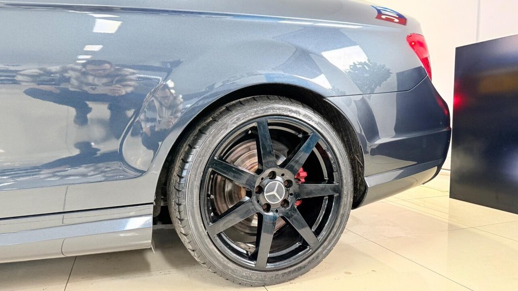 Used Mercedes-Benz C Class 2012 for sale - 77836091: Photo 7