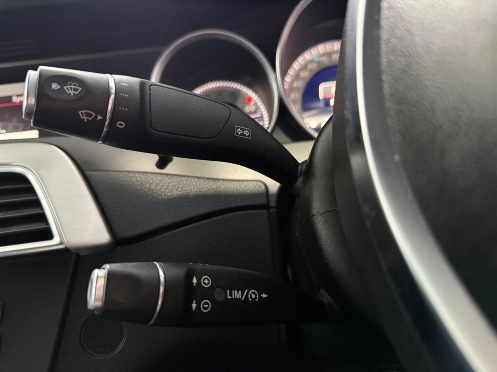 Used Mercedes-Benz C Class 2012 for sale - 77836091: Photo 9