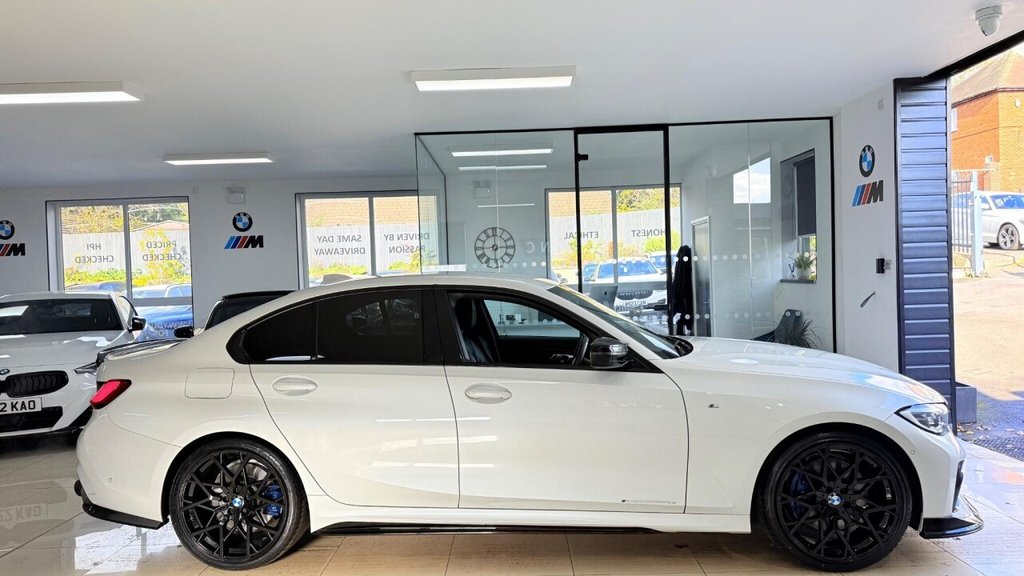 Used BMW 3 Series 2021 for sale - 76386317: Photo 45