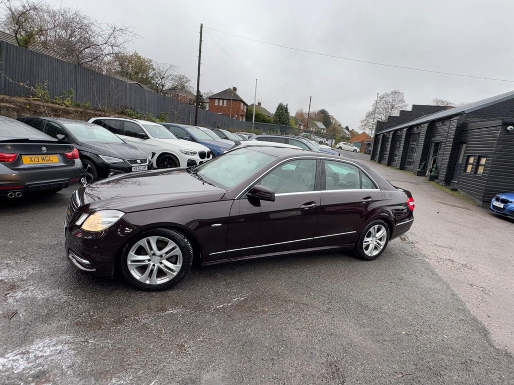 Used Mercedes-Benz E Class 2012 for sale - 76590896: Photo 11