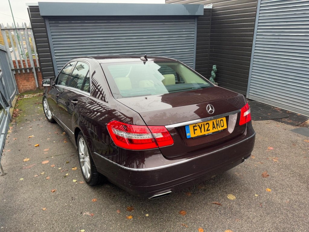Used Mercedes-Benz E Class 2012 for sale - 76590896: Photo 15