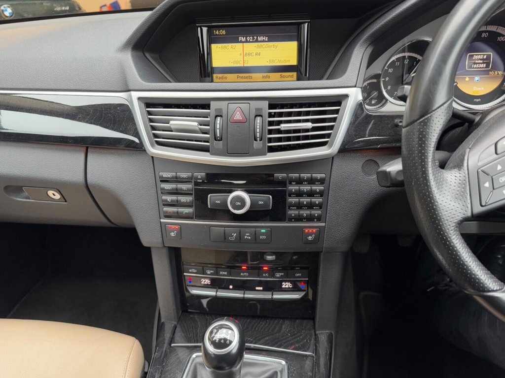 Used Mercedes-Benz E Class 2012 for sale - 76590896: Photo 31