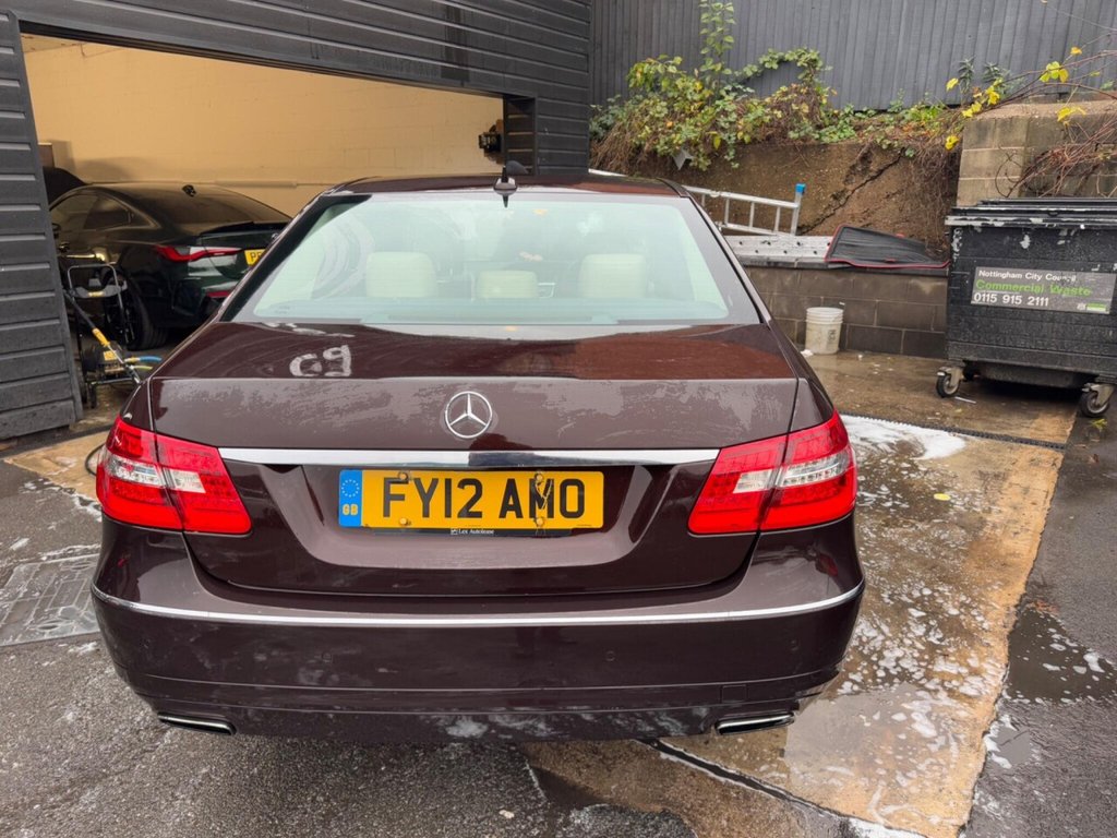 Used Mercedes-Benz E Class 2012 for sale - 76590896: Photo 35