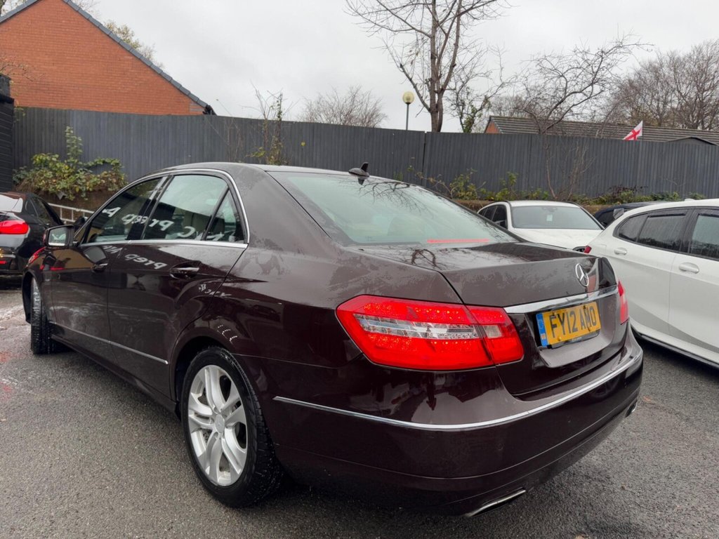 Used Mercedes-Benz E Class 2012 for sale - 76590896: Photo 4