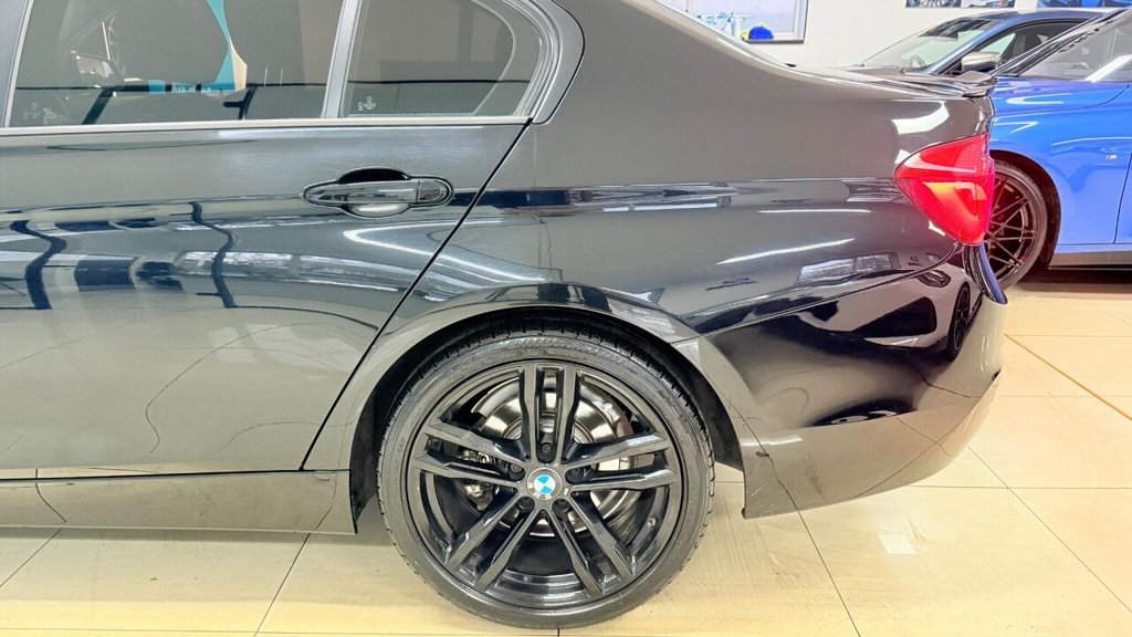 Used BMW 3 Series 2018 for sale - 77027508: Photo 34