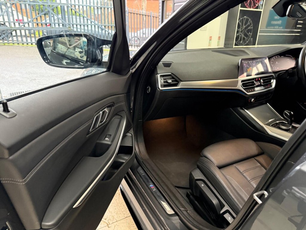 Used BMW 3 Series 2021 for sale - 76950585: Photo 22