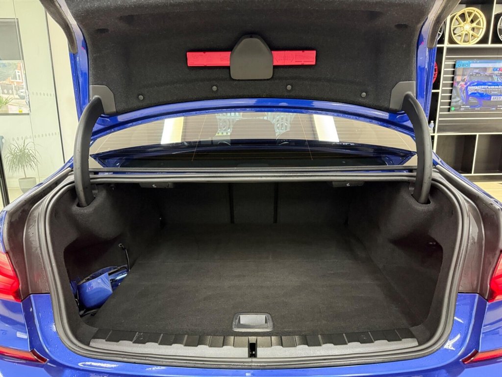 Used BMW 3 Series 2019 for sale - 77139843: Photo 30